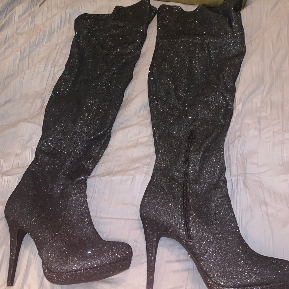 Over the knee boots sz 11